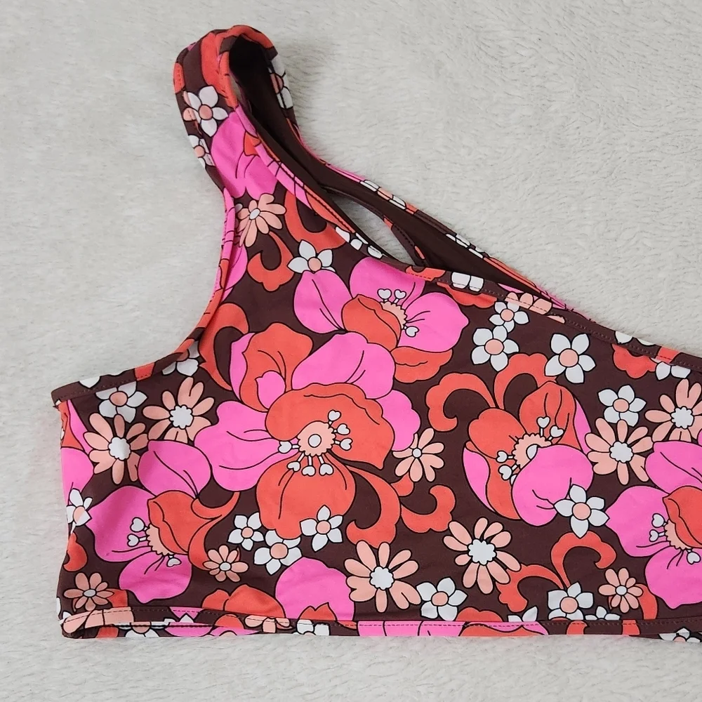 New!Frankie's Bikinis Sydney One Shoulder Bikini Top‎